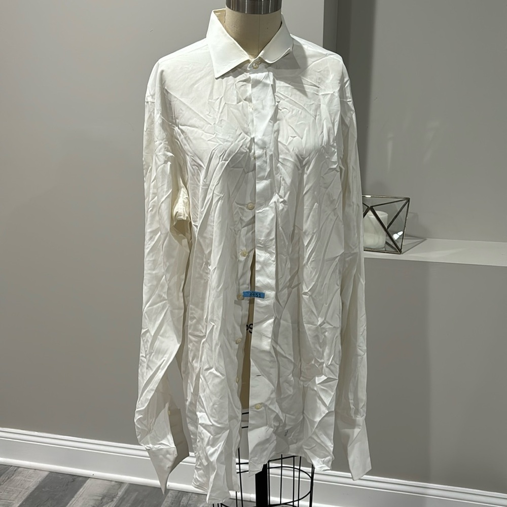 VENTURA MEN BUTTON DOWN SHIRT
